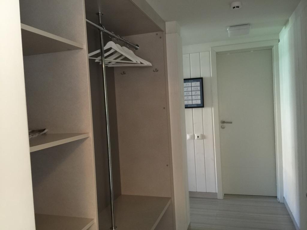 Stunning Apartment With Terrace بريلا المظهر الخارجي الصورة