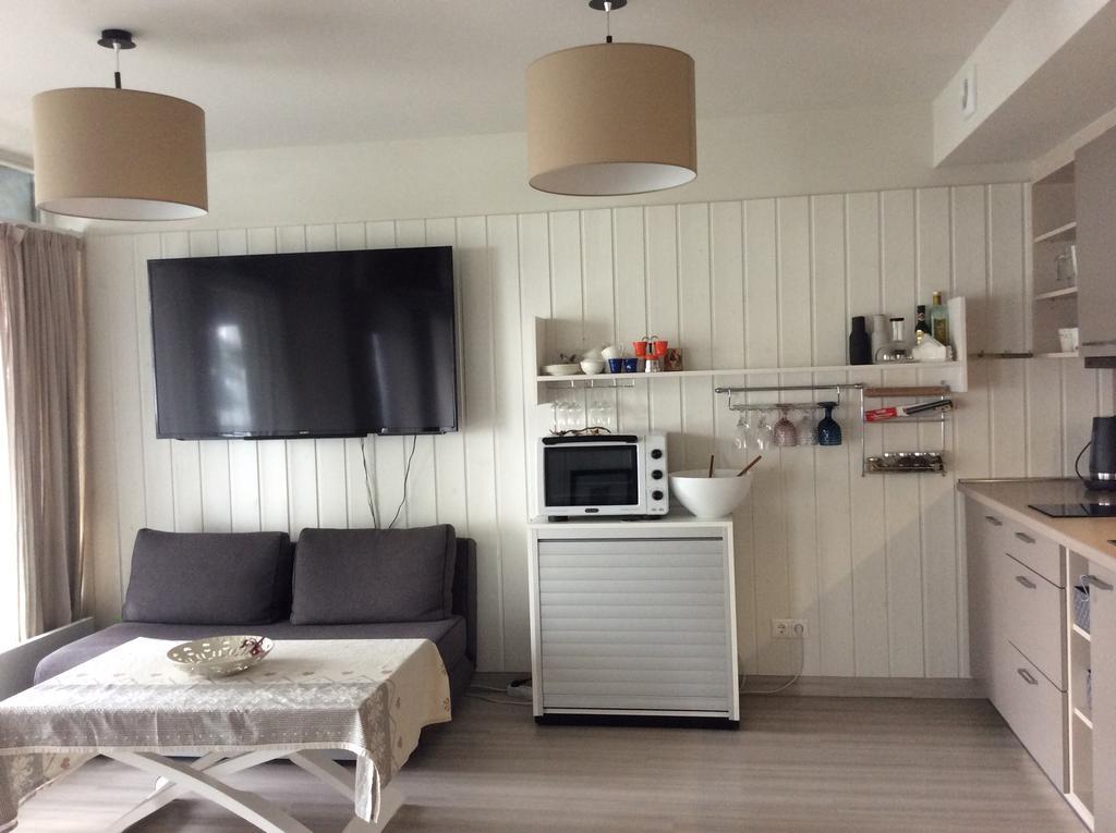 Stunning Apartment With Terrace بريلا المظهر الخارجي الصورة